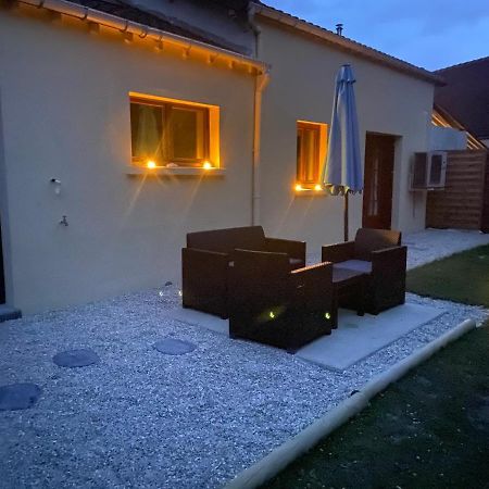 La Brie A 15Mn De Disneyland Et Village Nature Neufmoutiers-en-Brie Kültér fotó